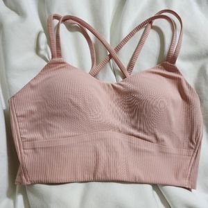 Lululemon like a cloud bra